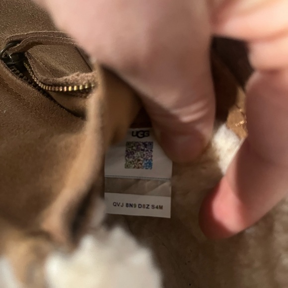 UGG Funkarra Womens Boot | size 9 | Chestnut/Natural - Picture 6 of 11